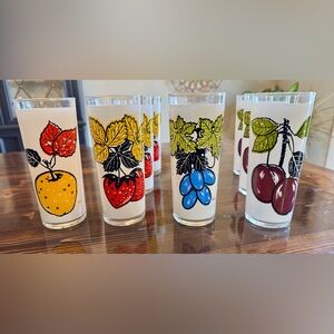 Vintage 1950’s MCM Colorful Fruit Design Set of 8 Glasses by L. Elliott